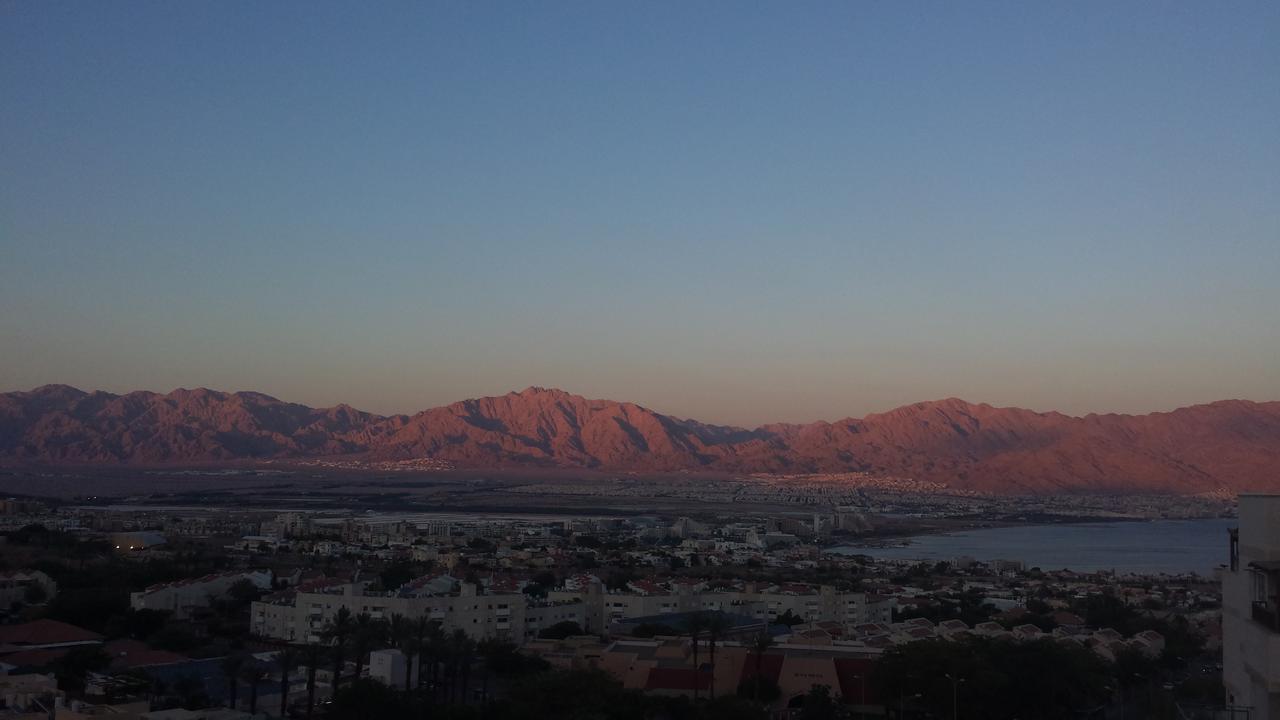 Appartamento Penthouse In Eilat With The Sea View Esterno foto